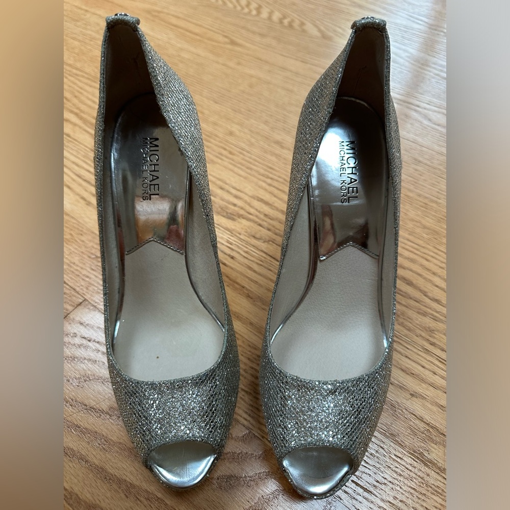 Michael Kors ‘York’ silver platform heels, size 10